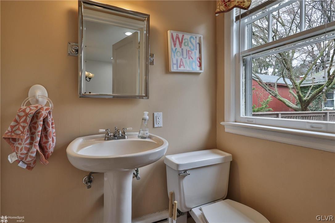 703 Mccartney Street