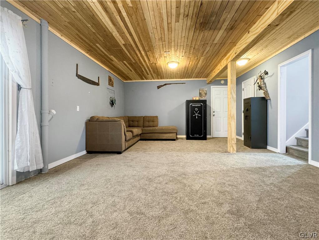 586 Poplar Creek Road