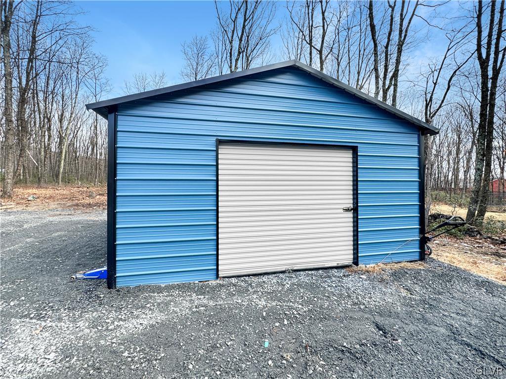586 Poplar Creek Road