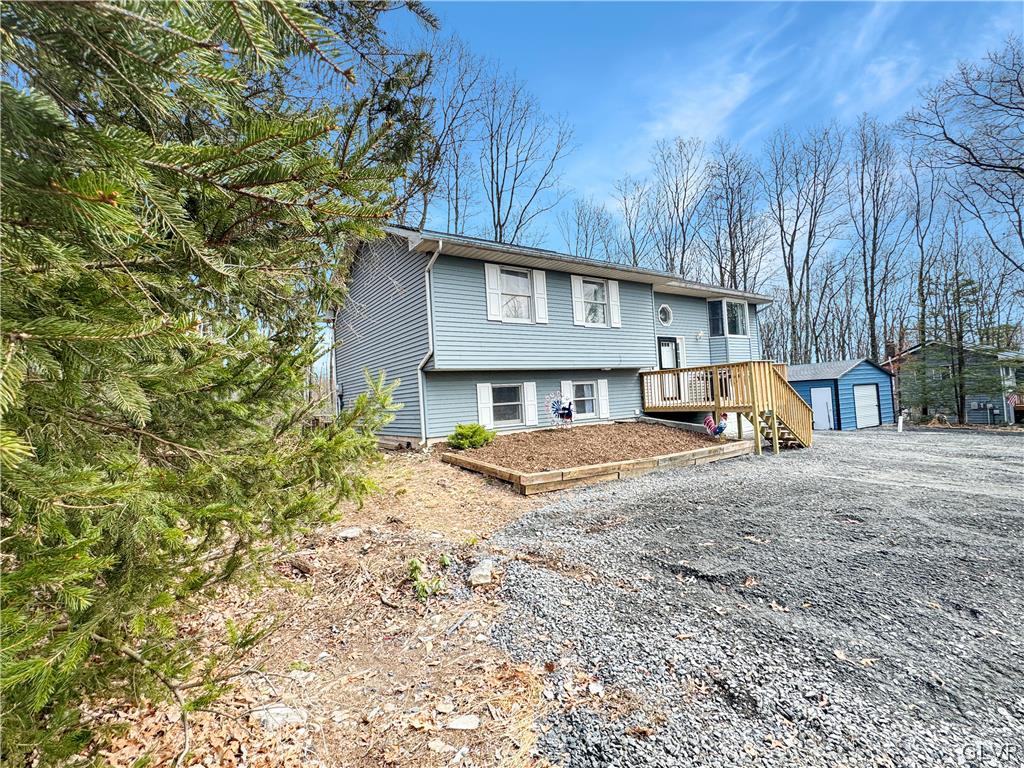 586 Poplar Creek Road