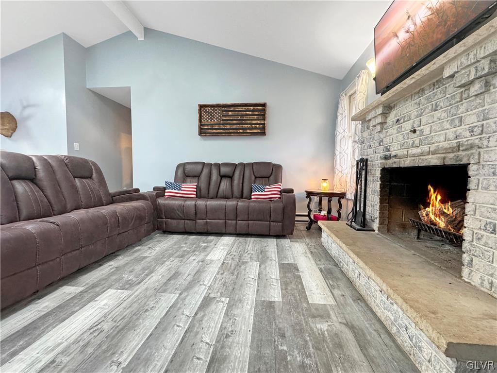 586 Poplar Creek Road