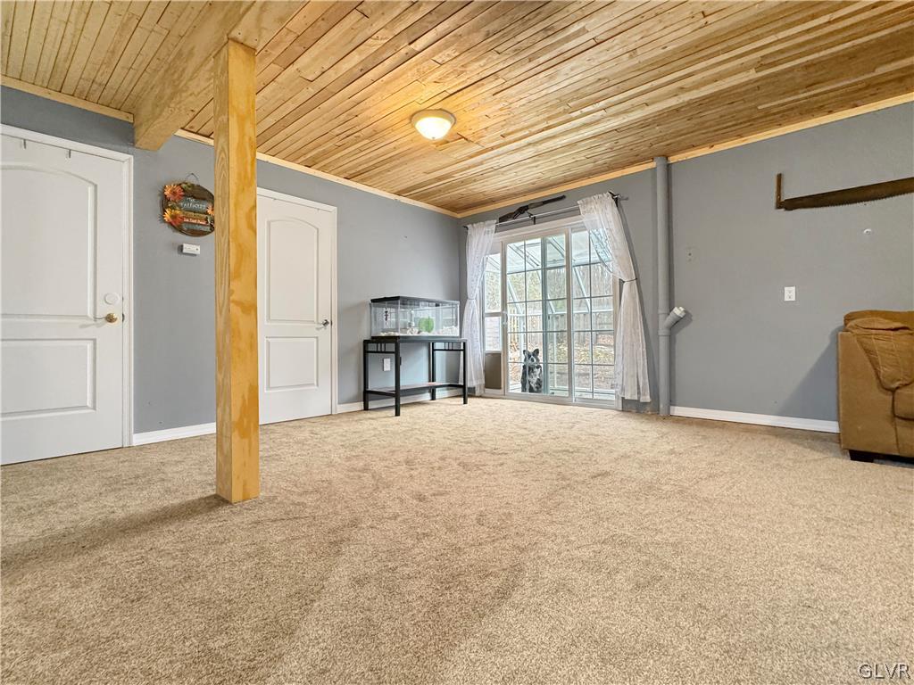 586 Poplar Creek Road