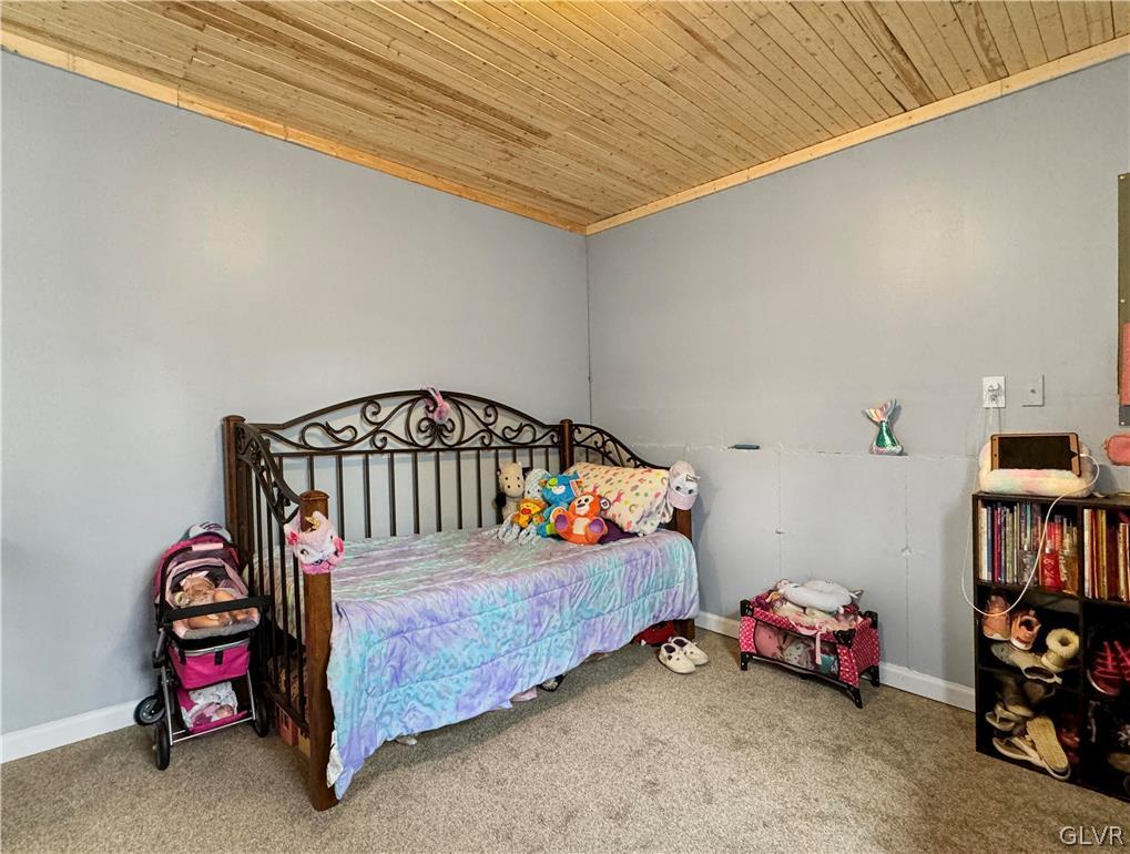 586 Poplar Creek Road
