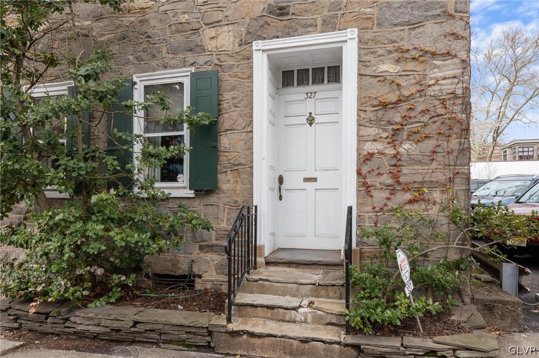 327 Spring Garden Street