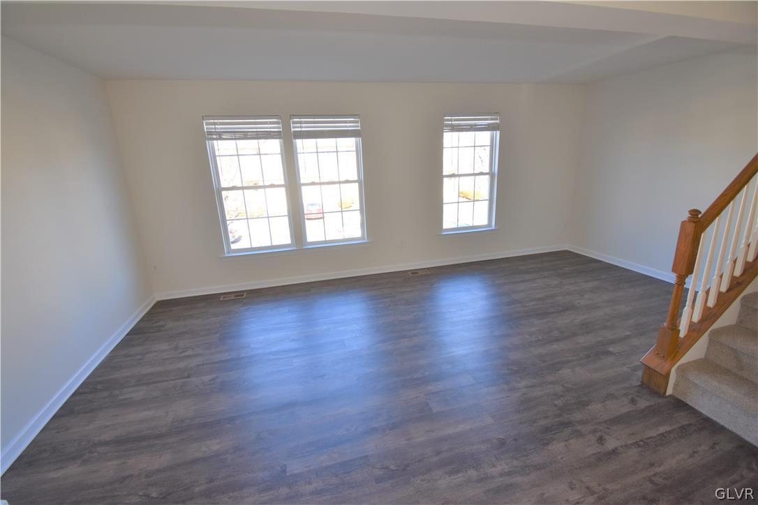 140 Knollwood Drive