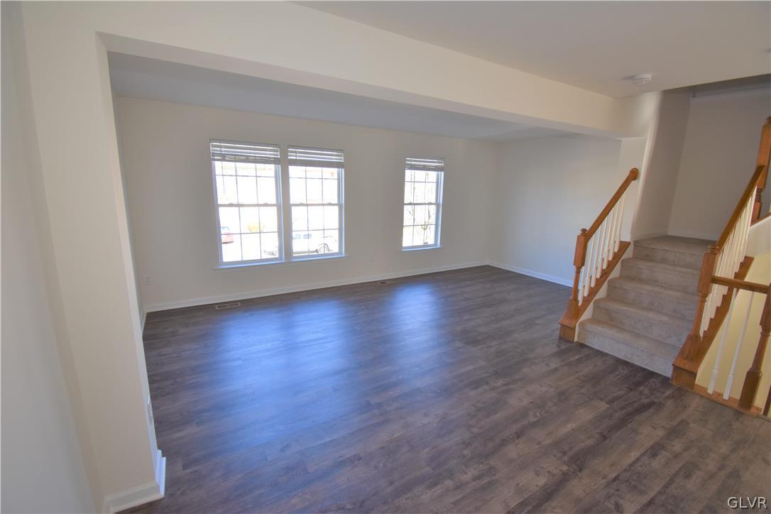 140 Knollwood Drive