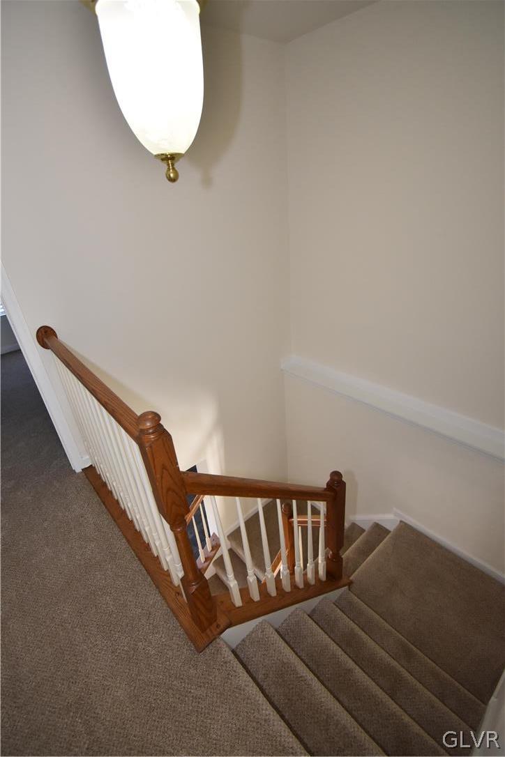140 Knollwood Drive