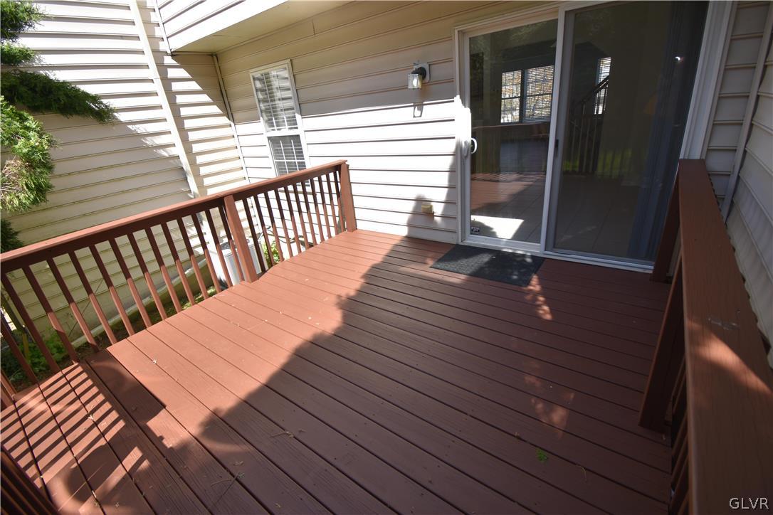 140 Knollwood Drive