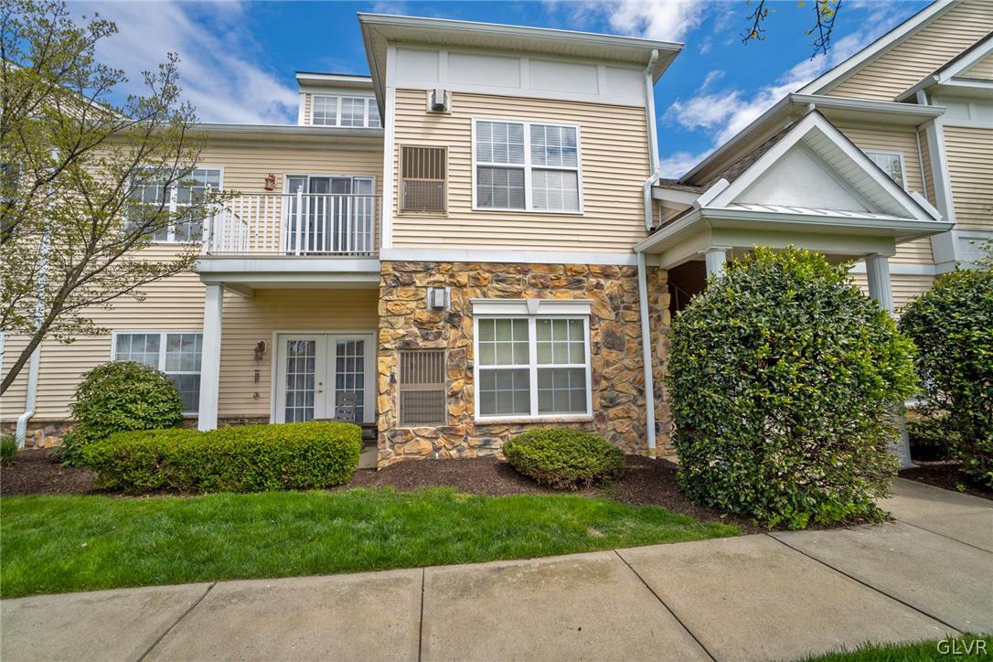 618 Prestwick Drive