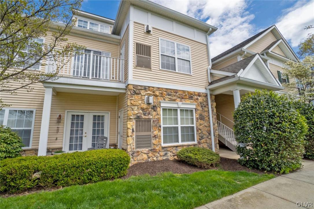 618 Prestwick Drive