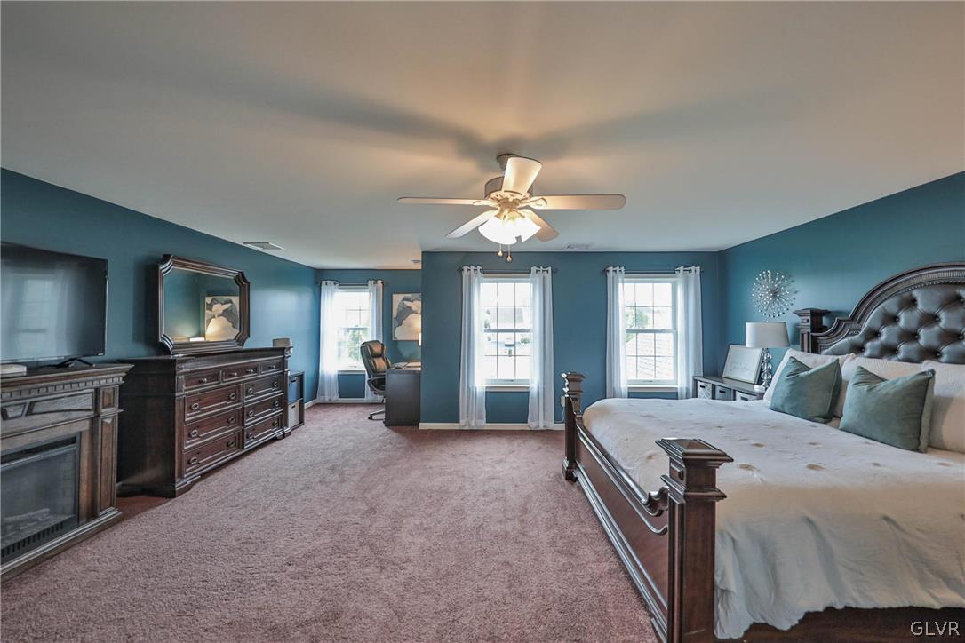 2704 New England Drive