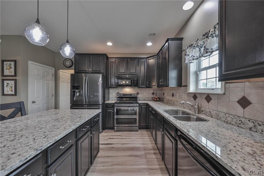 2704 New England Drive