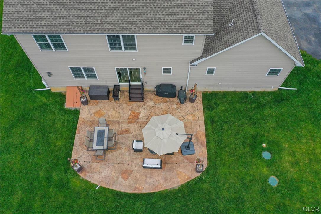 2704 New England Drive