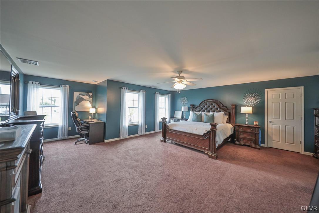 2704 New England Drive