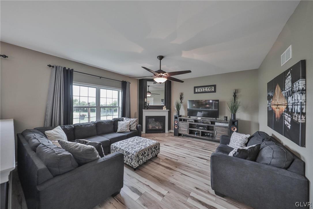 2704 New England Drive