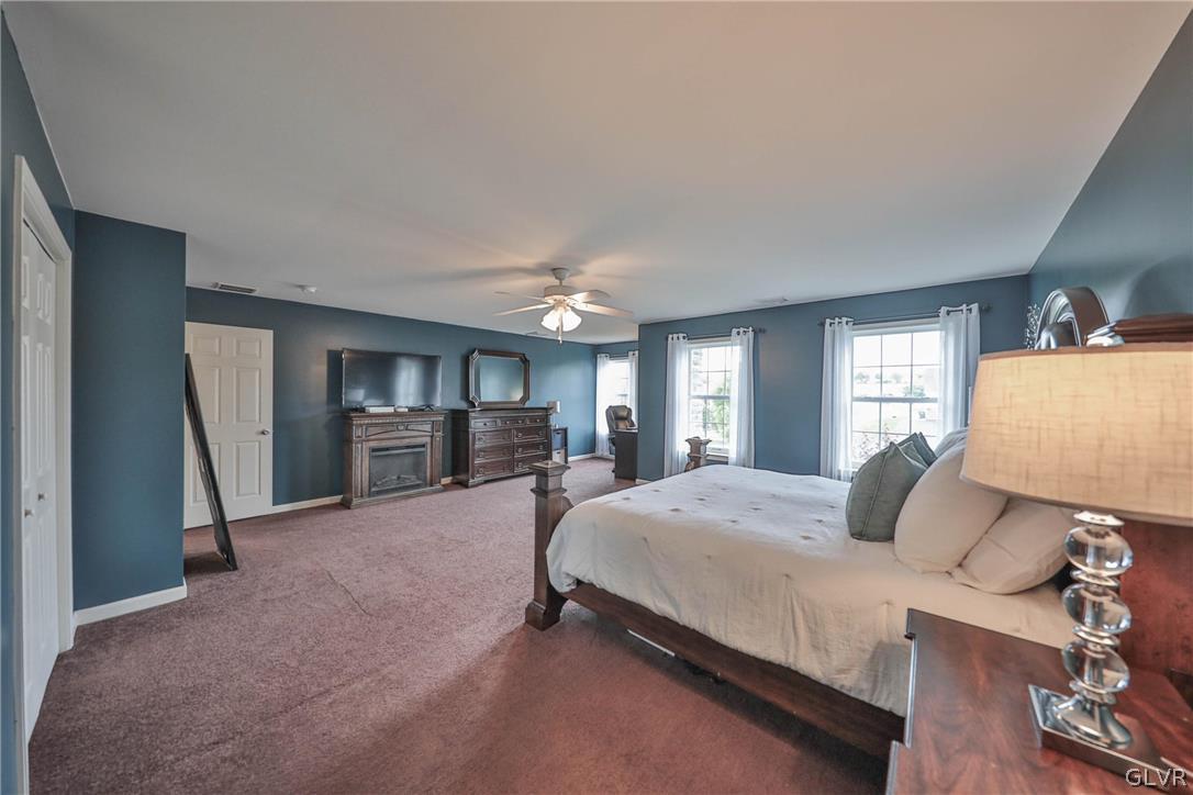 2704 New England Drive