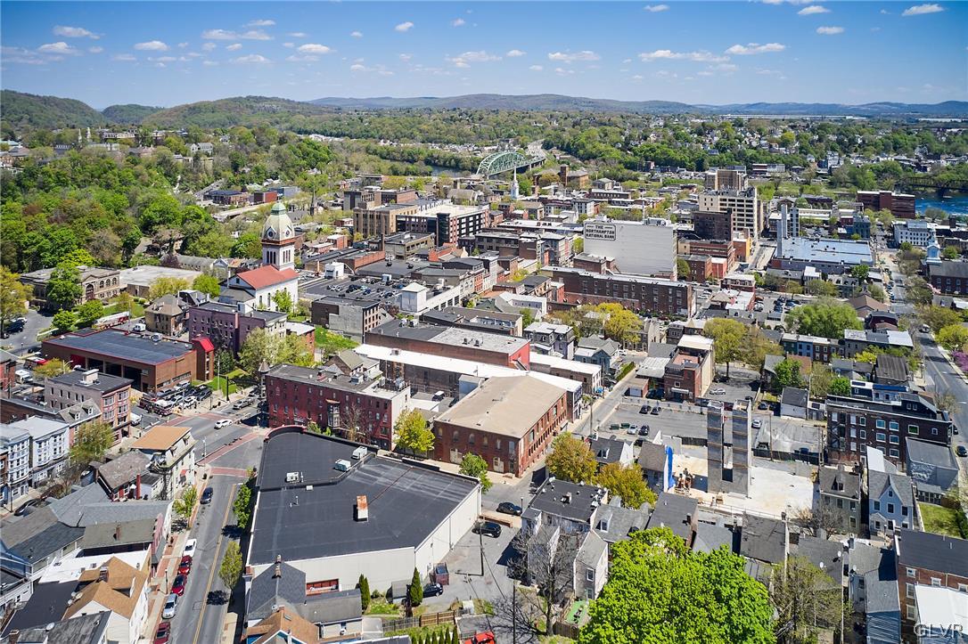 2527 South 6Th Street