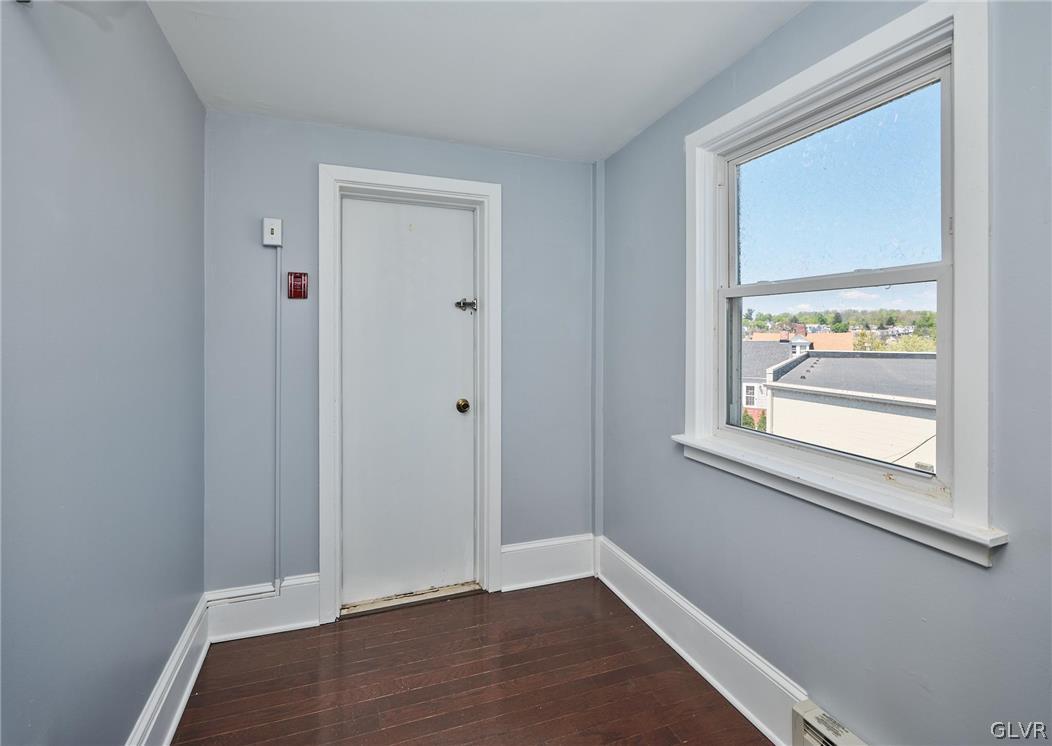 2527 South 6Th Street