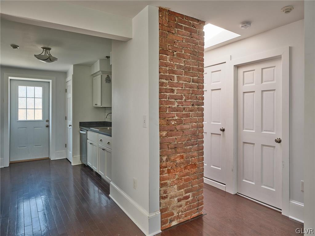 2527 South 6Th Street