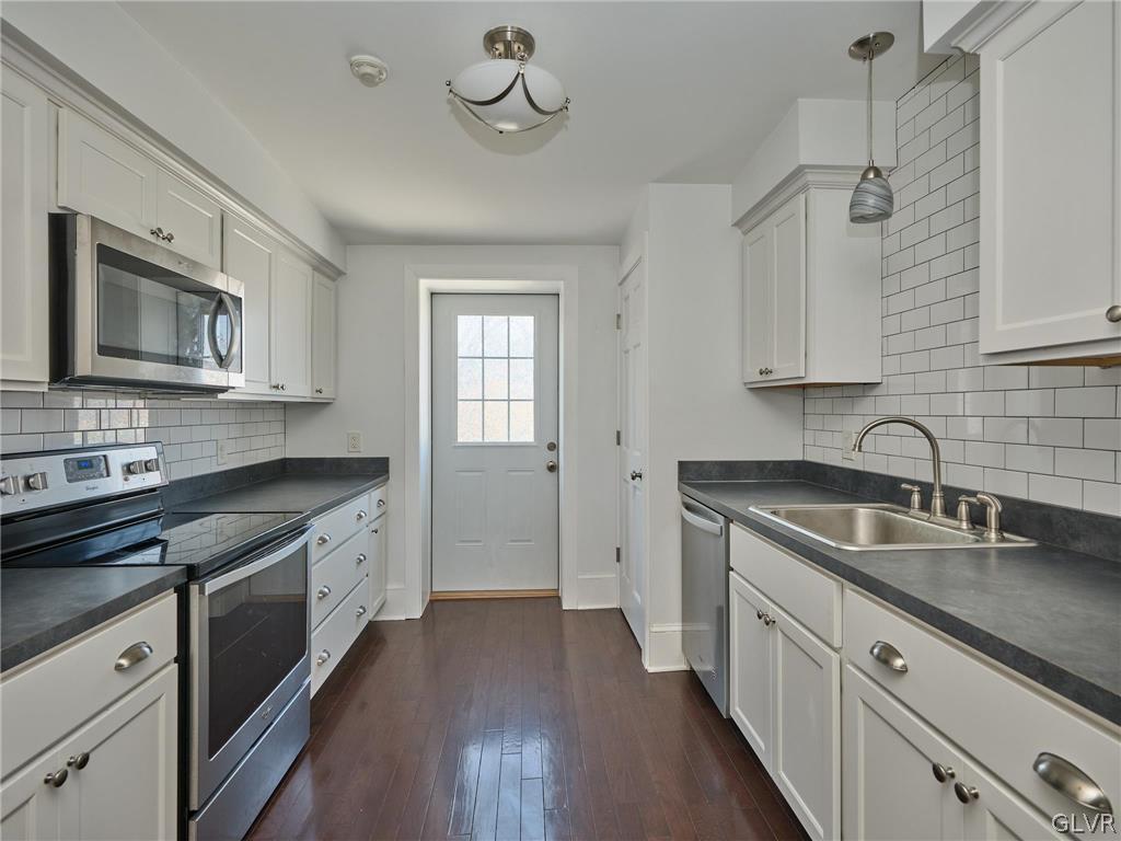 2527 South 6Th Street