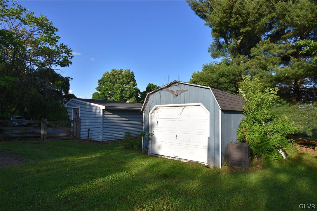 688 Youngs Hill Road