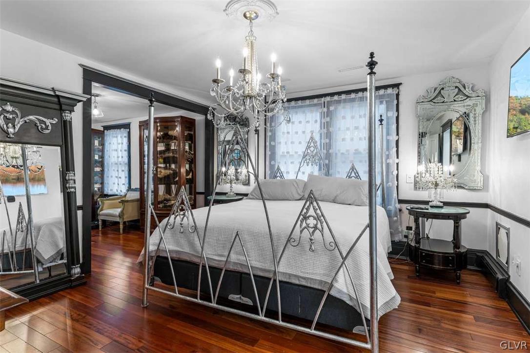 100 North 4th Street