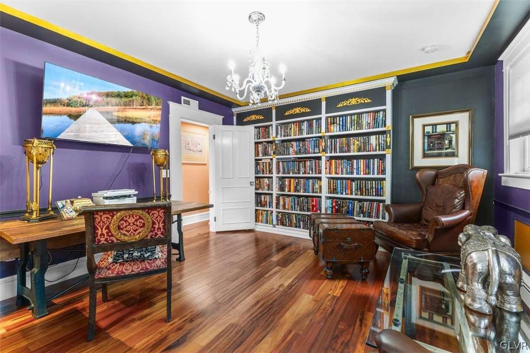 100 North 4th Street