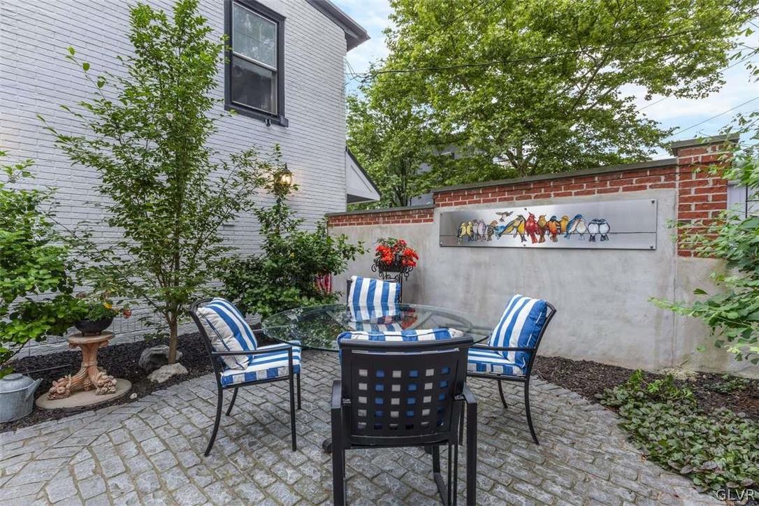 100 North 4th Street