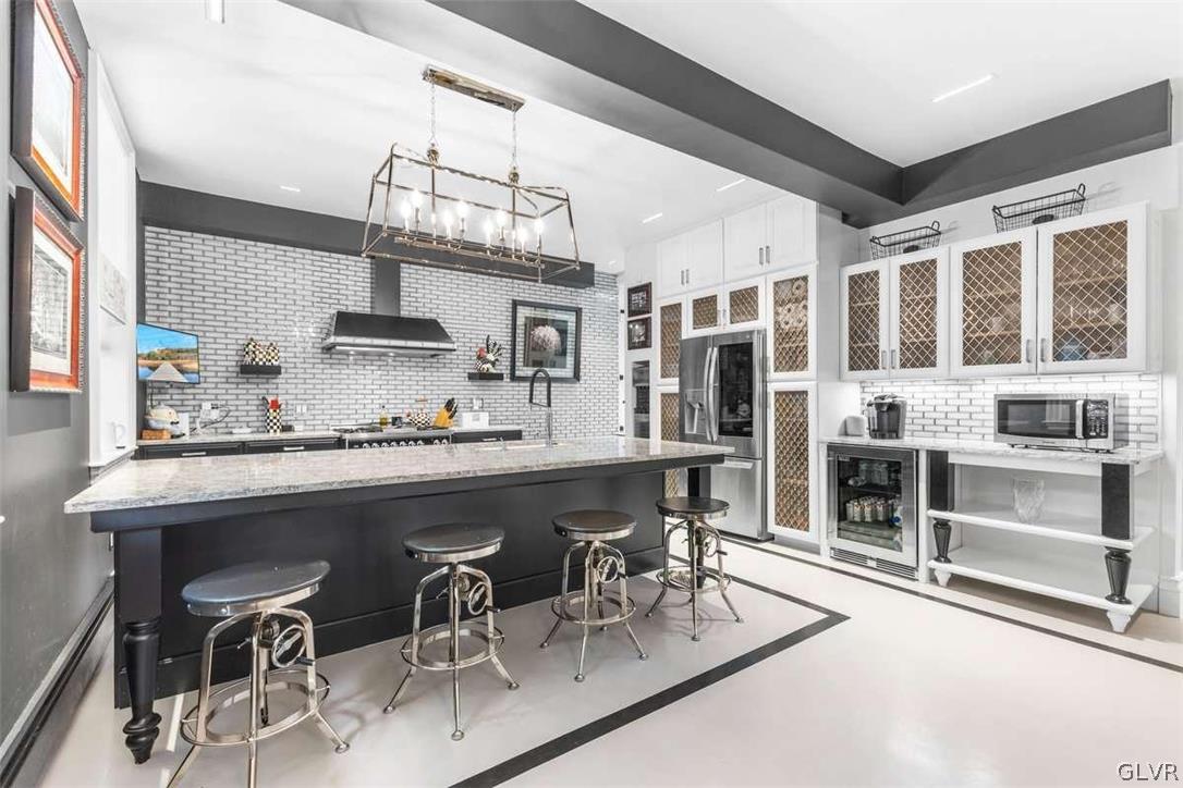 100 North 4th Street