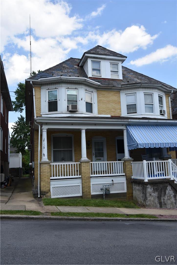 821 Porter Street