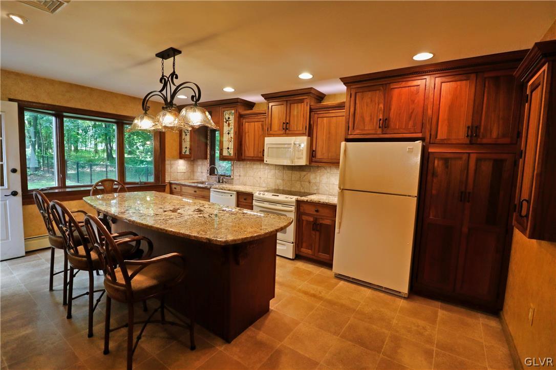 953 Fallen Oak Drive