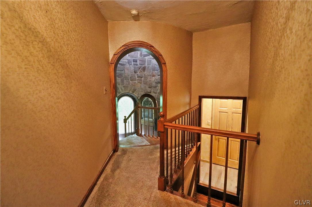 953 Fallen Oak Drive