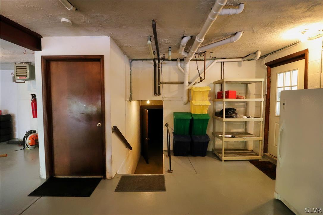 953 Fallen Oak Drive