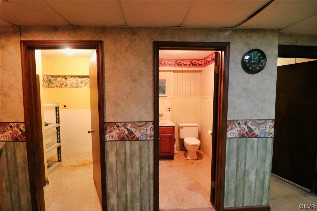 953 Fallen Oak Drive