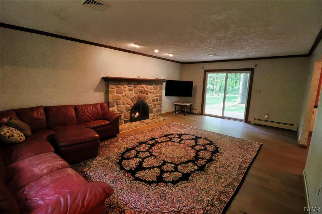 953 Fallen Oak Drive