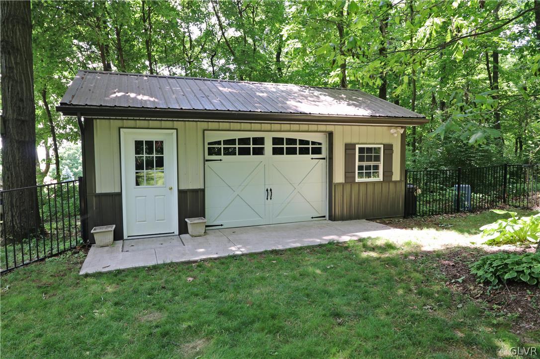 953 Fallen Oak Drive