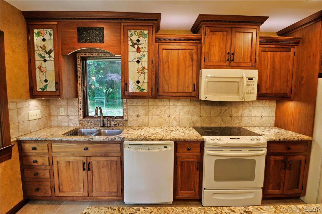 953 Fallen Oak Drive