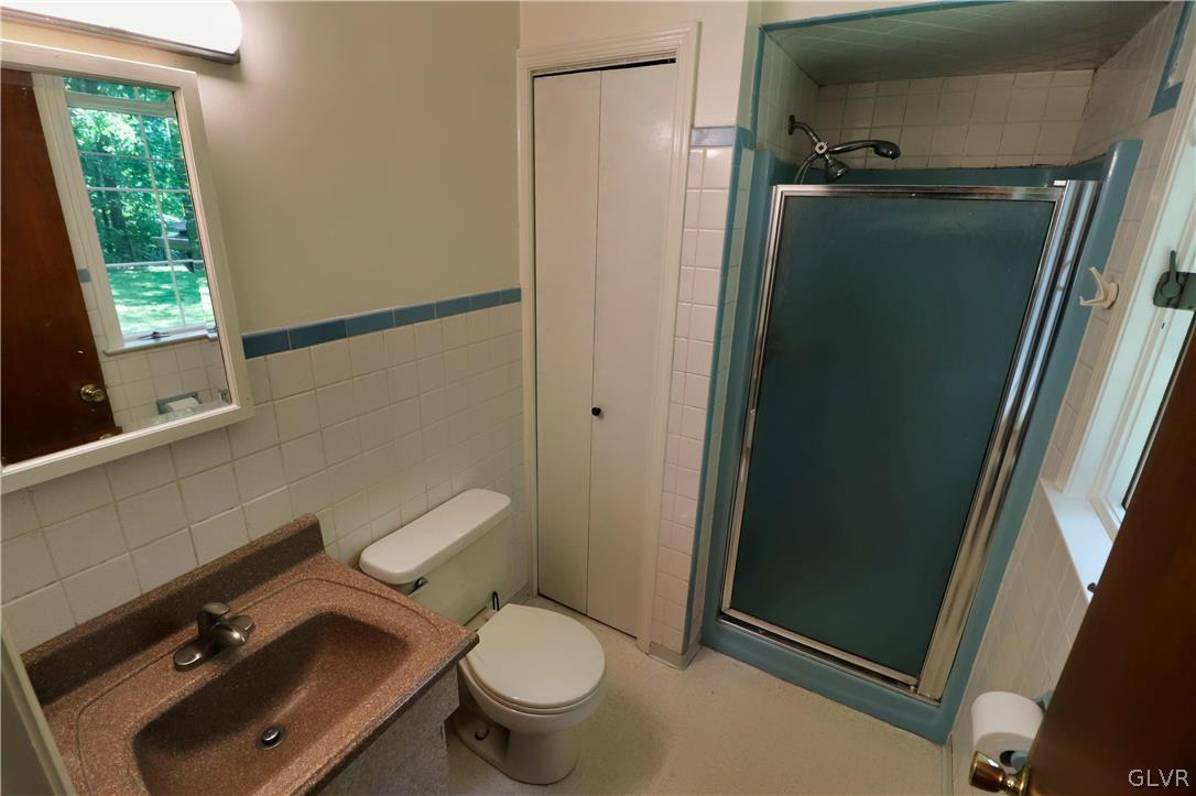 953 Fallen Oak Drive