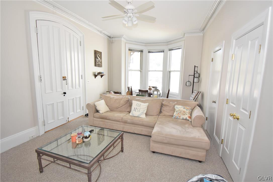 122 Spring Garden Street 1