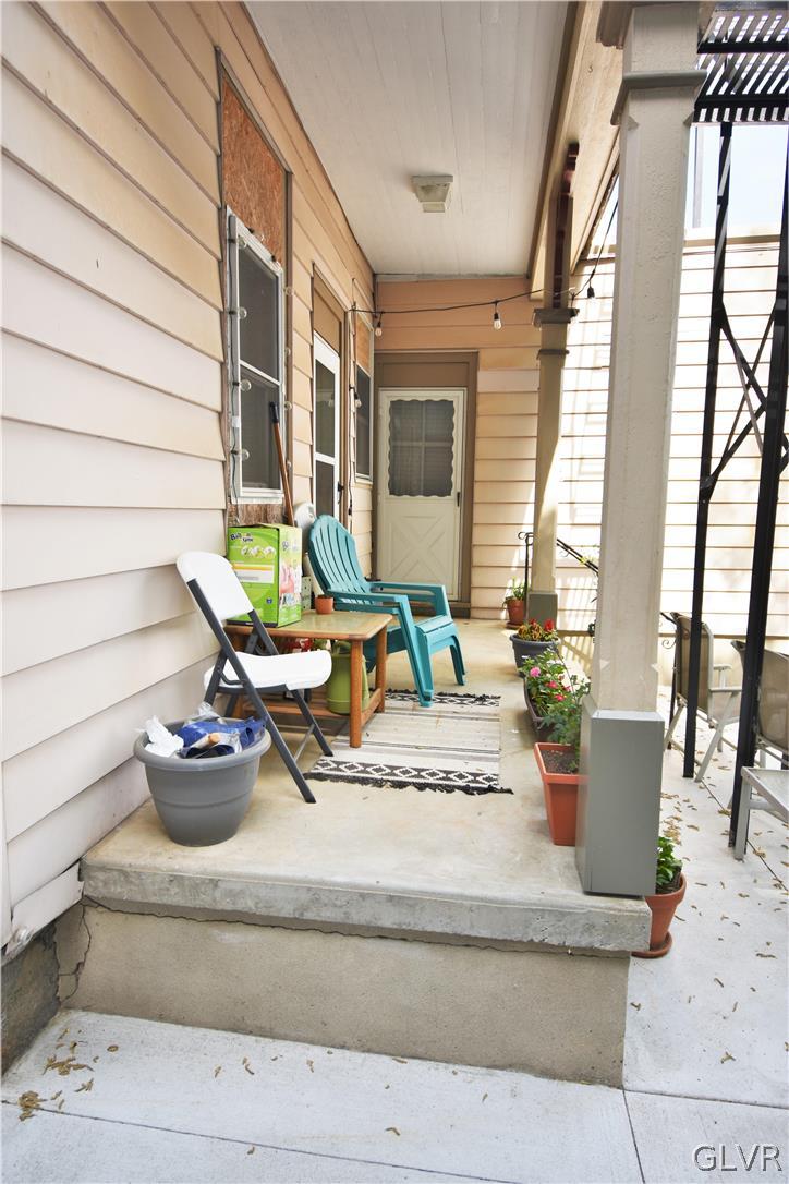 122 Spring Garden Street 1