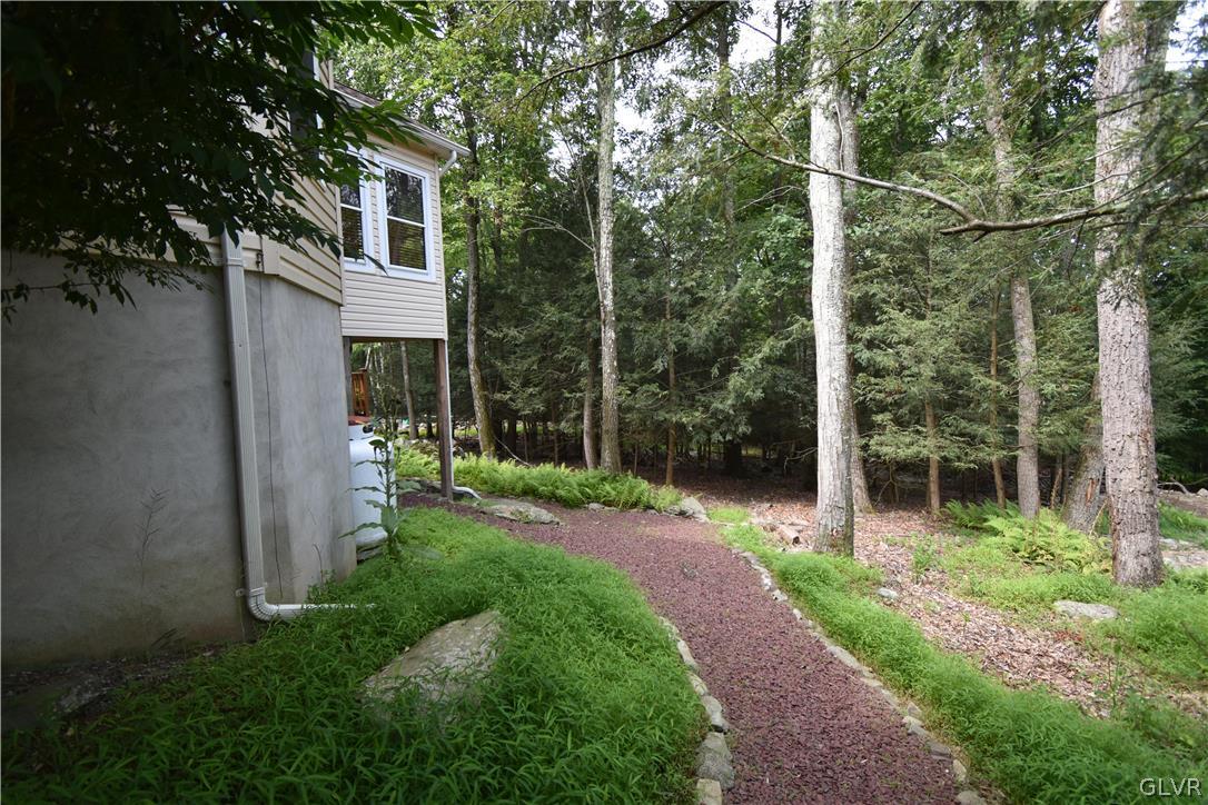 107 Hikers Hill Lane