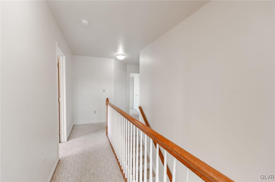 17 Willow Drive