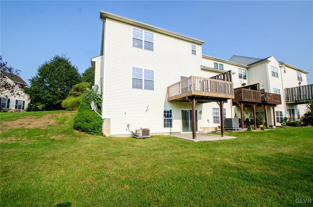 17 Willow Drive