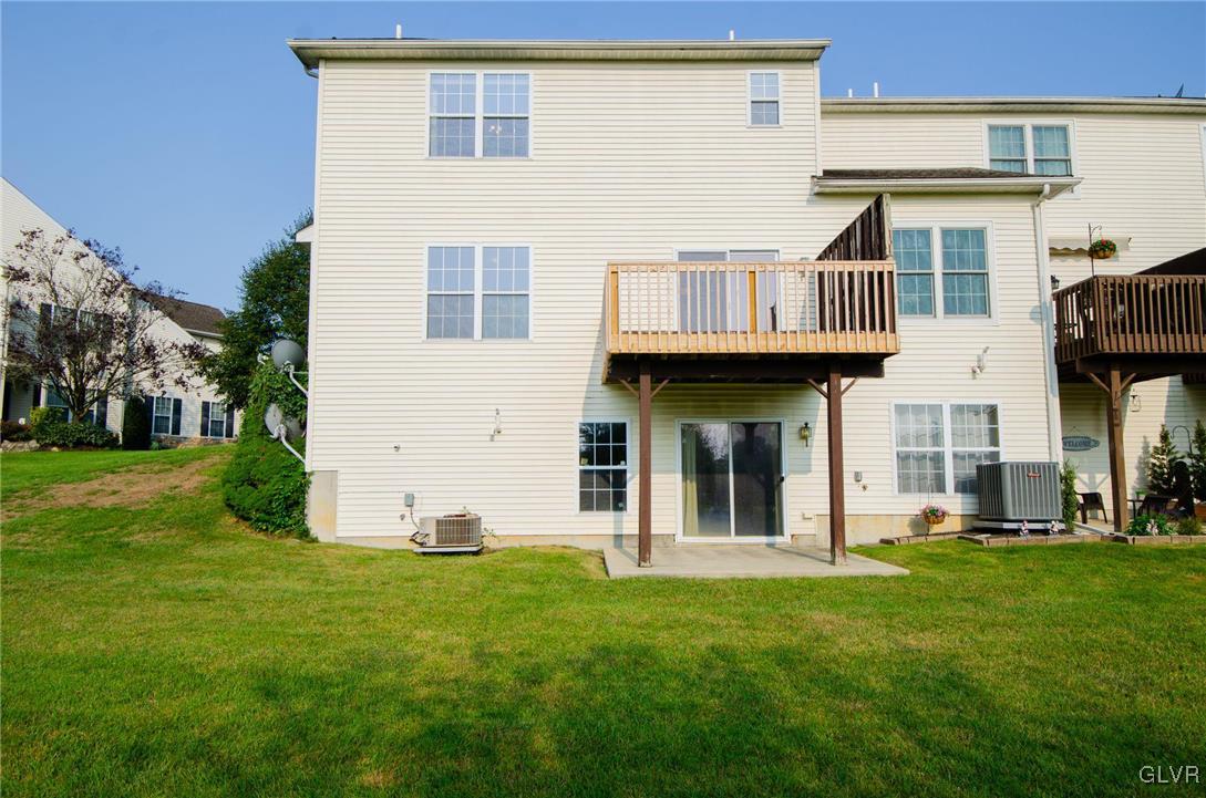 17 Willow Drive