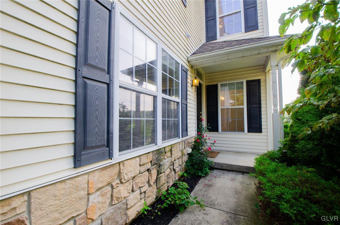 17 Willow Drive