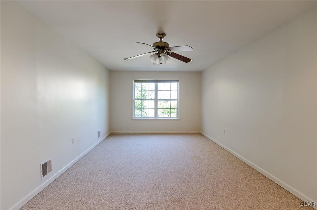 17 Willow Drive