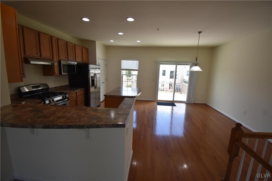 1 White Rose Lane