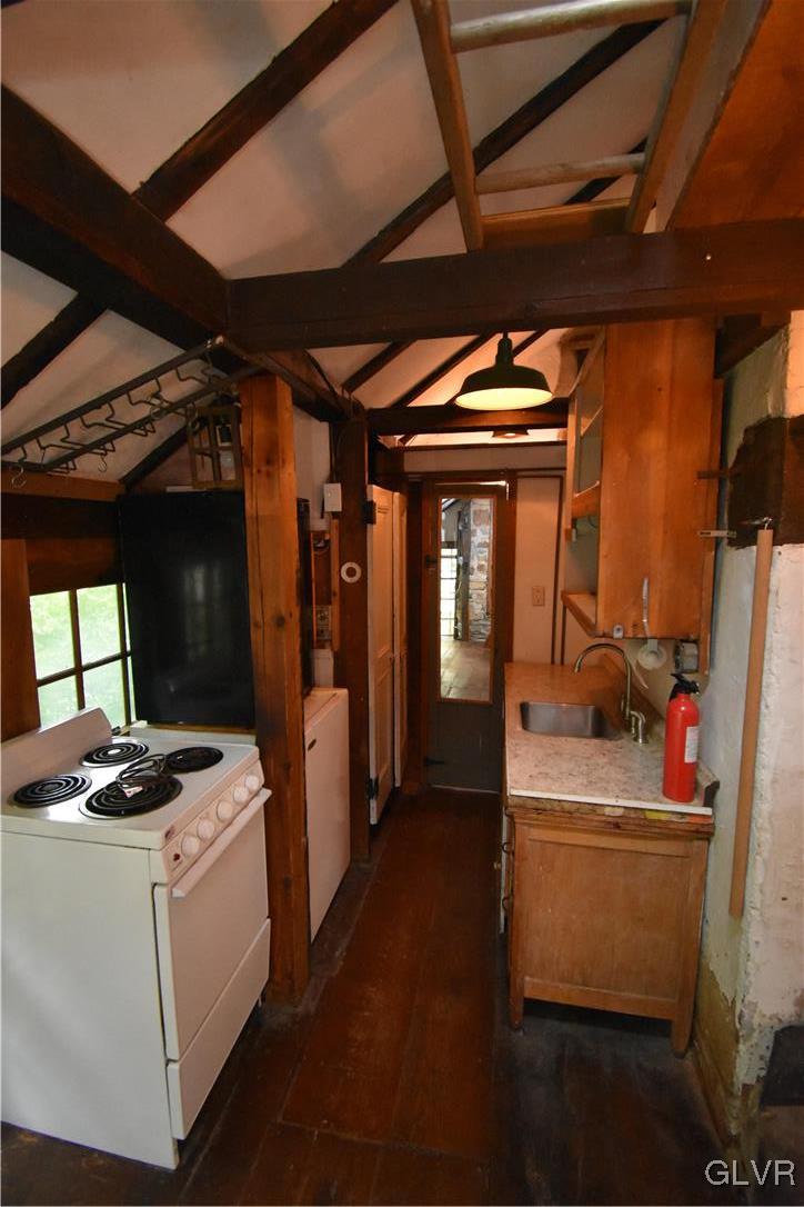 2022 Springtown Hill Road