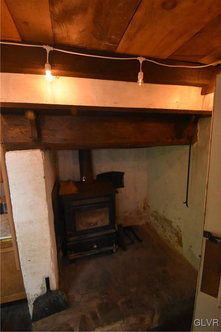 2022 Springtown Hill Road