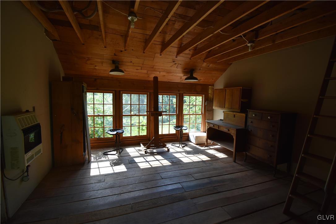 2022 Springtown Hill Road